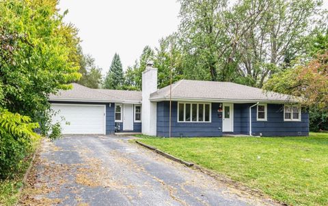Photo of 16037 Evans Avenue, South Holland, IL 60473 (MLS # 12536305)