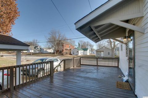 Tiny photo for 2065 Elm Street, Quincy, IL 62301 (MLS # 12543147)