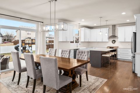 Tiny photo for 15911 Crimson Drive, Lockport, IL 60441 (MLS # 12578804)