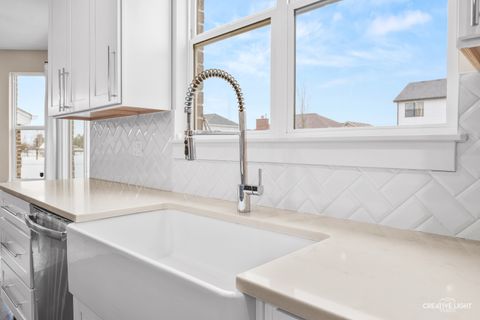 Tiny photo for 15911 Crimson Drive, Lockport, IL 60441 (MLS # 12578804)