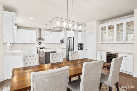 Tiny photo for 15911 Crimson Drive, Lockport, IL 60441 (MLS # 12578804)