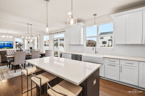 Tiny photo for 15911 Crimson Drive, Lockport, IL 60441 (MLS # 12578804)