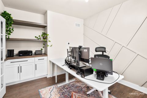 Tiny photo for 15911 Crimson Drive, Lockport, IL 60441 (MLS # 12578804)