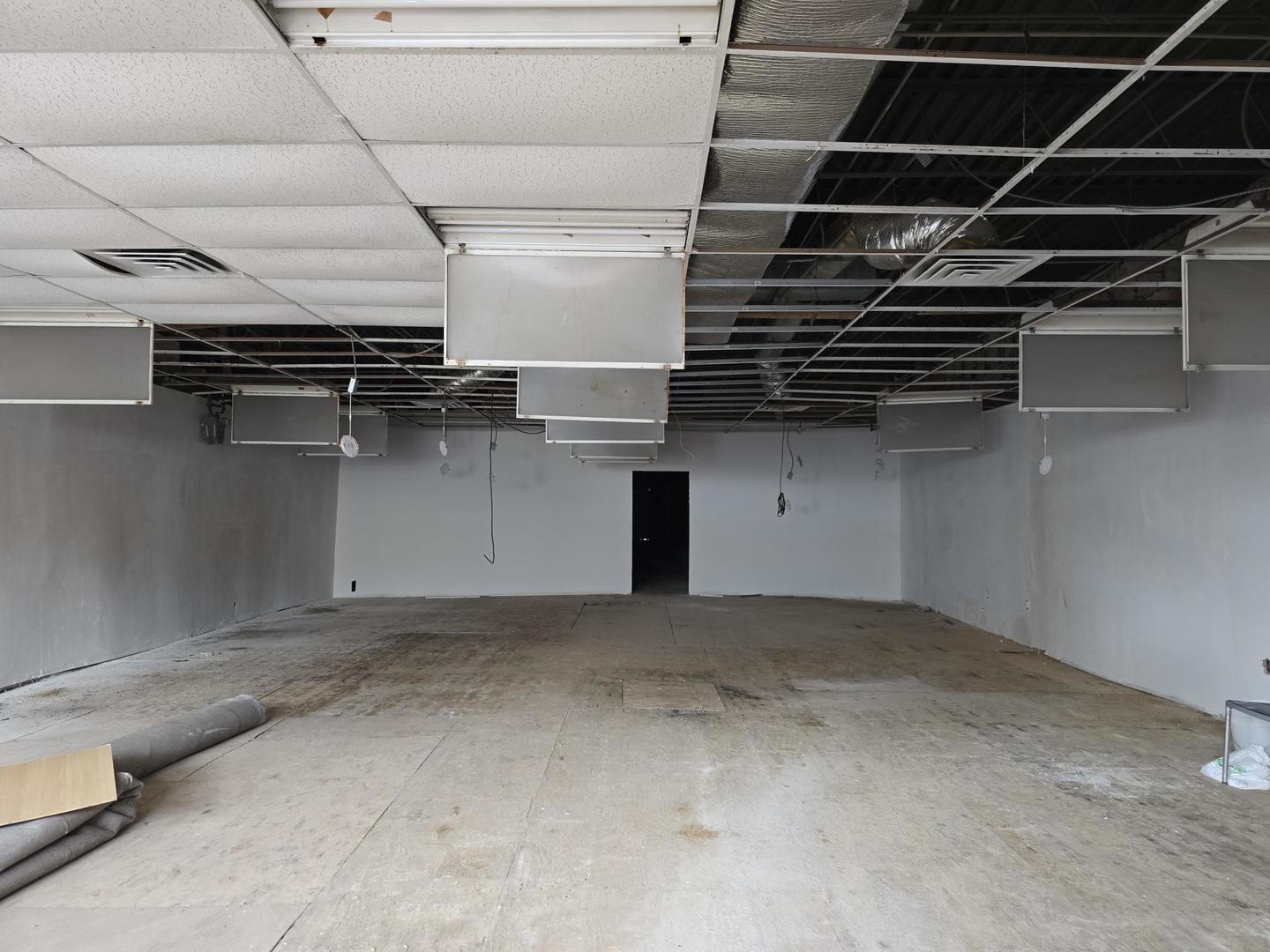 2840 N Laramie Avenue