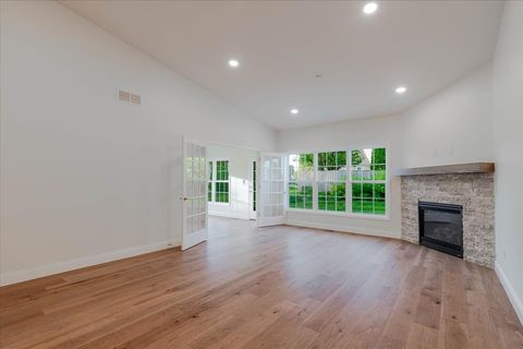Tiny photo for 43 Yukon Circle, Bloomington, IL 61705 (MLS # 12624549)