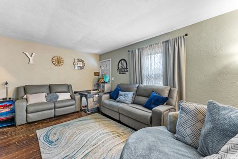 Tiny photo for 3118 Indian Road, Davenport, IA 52802 (MLS # 12550339)