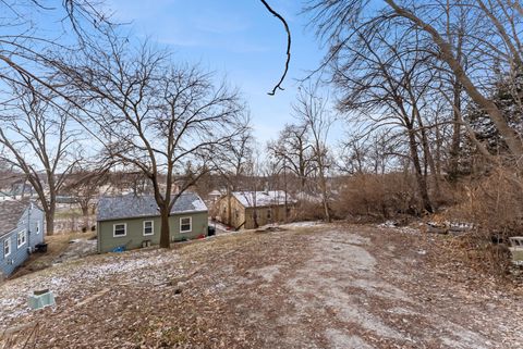 Tiny photo for 3118 Indian Road, Davenport, IA 52802 (MLS # 12550339)