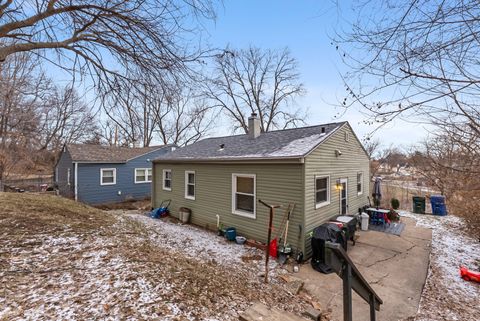 Tiny photo for 3118 Indian Road, Davenport, IA 52802 (MLS # 12550339)