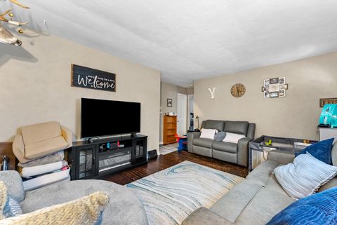 Tiny photo for 3118 Indian Road, Davenport, IA 52802 (MLS # 12550339)