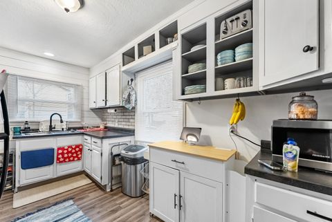 Tiny photo for 3118 Indian Road, Davenport, IA 52802 (MLS # 12550339)