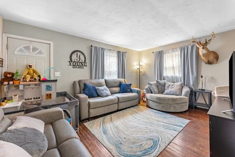 Tiny photo for 3118 Indian Road, Davenport, IA 52802 (MLS # 12550339)