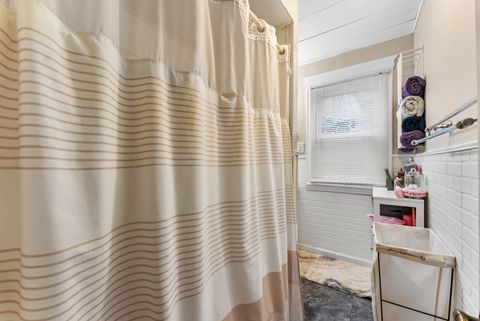 Tiny photo for 3118 Indian Road, Davenport, IA 52802 (MLS # 12550339)