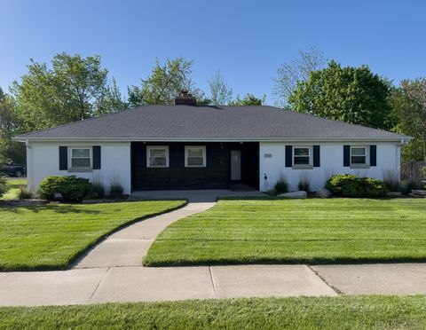 704 E 9th Street Lockport IL 60441