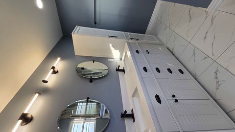 Tiny photo for 859 John Street, Bensenville, IL 60106 (MLS # 12508427)