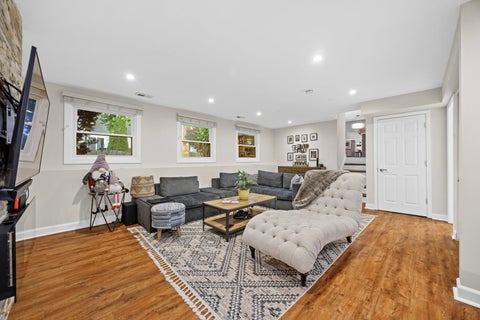Tiny photo for 791 THOMPSON Boulevard, Buffalo Grove, IL 60089 (MLS # 12670648)