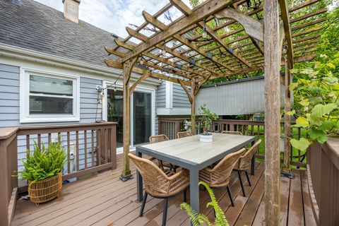 Tiny photo for 791 THOMPSON Boulevard, Buffalo Grove, IL 60089 (MLS # 12670648)