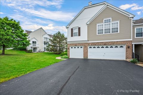 Tiny photo for 327 Gazebo Lane, Lombard, IL 60148 (MLS # 12649646)