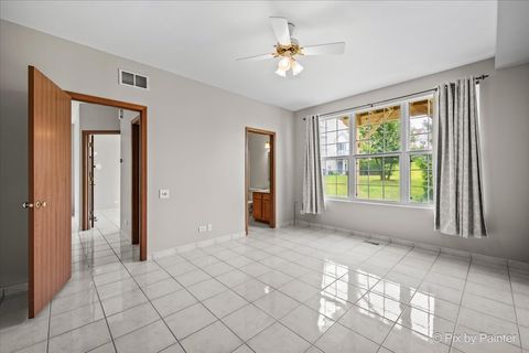 Tiny photo for 327 Gazebo Lane, Lombard, IL 60148 (MLS # 12649646)