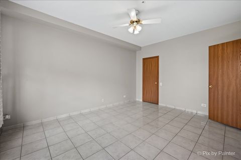 Tiny photo for 327 Gazebo Lane, Lombard, IL 60148 (MLS # 12649646)