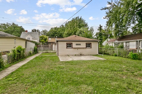Tiny photo for 3916 Sunnyside Avenue, Brookfield, IL 60513 (MLS # 12753680)