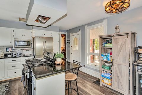 Tiny photo for 9402 Sproat Avenue, Oak Lawn, IL 60453 (MLS # 12525138)