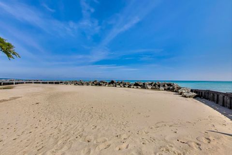 Tiny photo for 1616 Sheridan Road #9H, Wilmette, IL 60091 (MLS # 12468953)