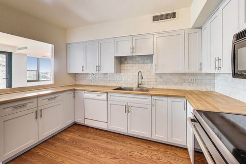 Tiny photo for 1616 Sheridan Road #9H, Wilmette, IL 60091 (MLS # 12468953)