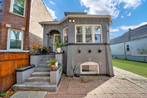 Photo of 5525 S Throop Street, Chicago, IL 60636 (MLS # 12486681)