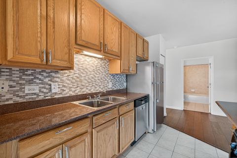 Tiny photo for 125 S Jefferson Street #1207, Chicago, IL 60661 (MLS # 12473512)