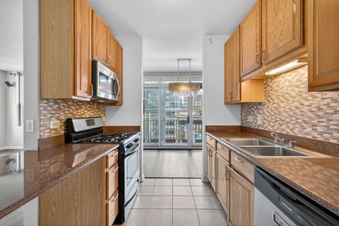 Tiny photo for 125 S Jefferson Street #1207, Chicago, IL 60661 (MLS # 12473512)