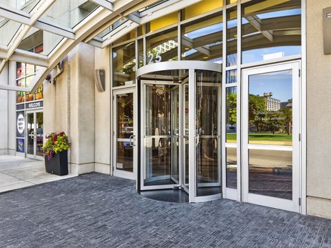 Tiny photo for 125 S Jefferson Street #1207, Chicago, IL 60661 (MLS # 12473512)