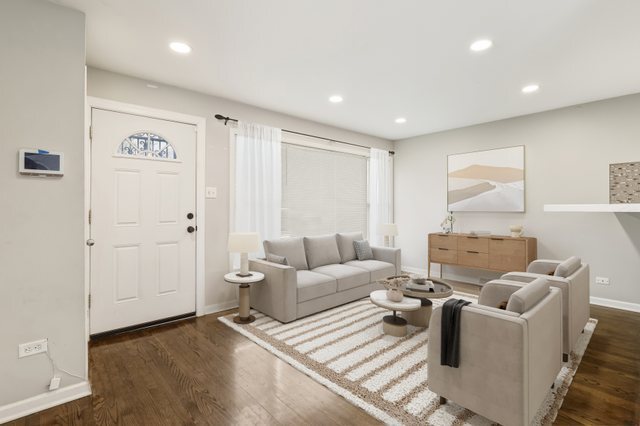 16037 Marshfield Avenue