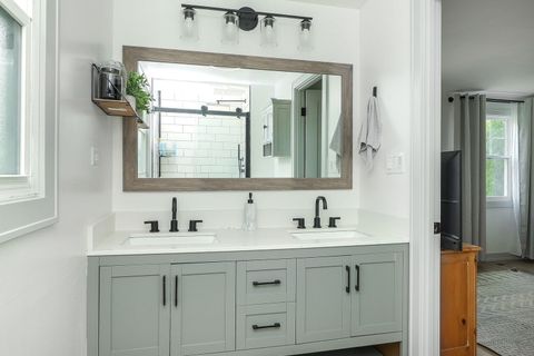 Tiny photo for 931 Shady Grove Lane, Buffalo Grove, IL 60089 (MLS # 12481121)