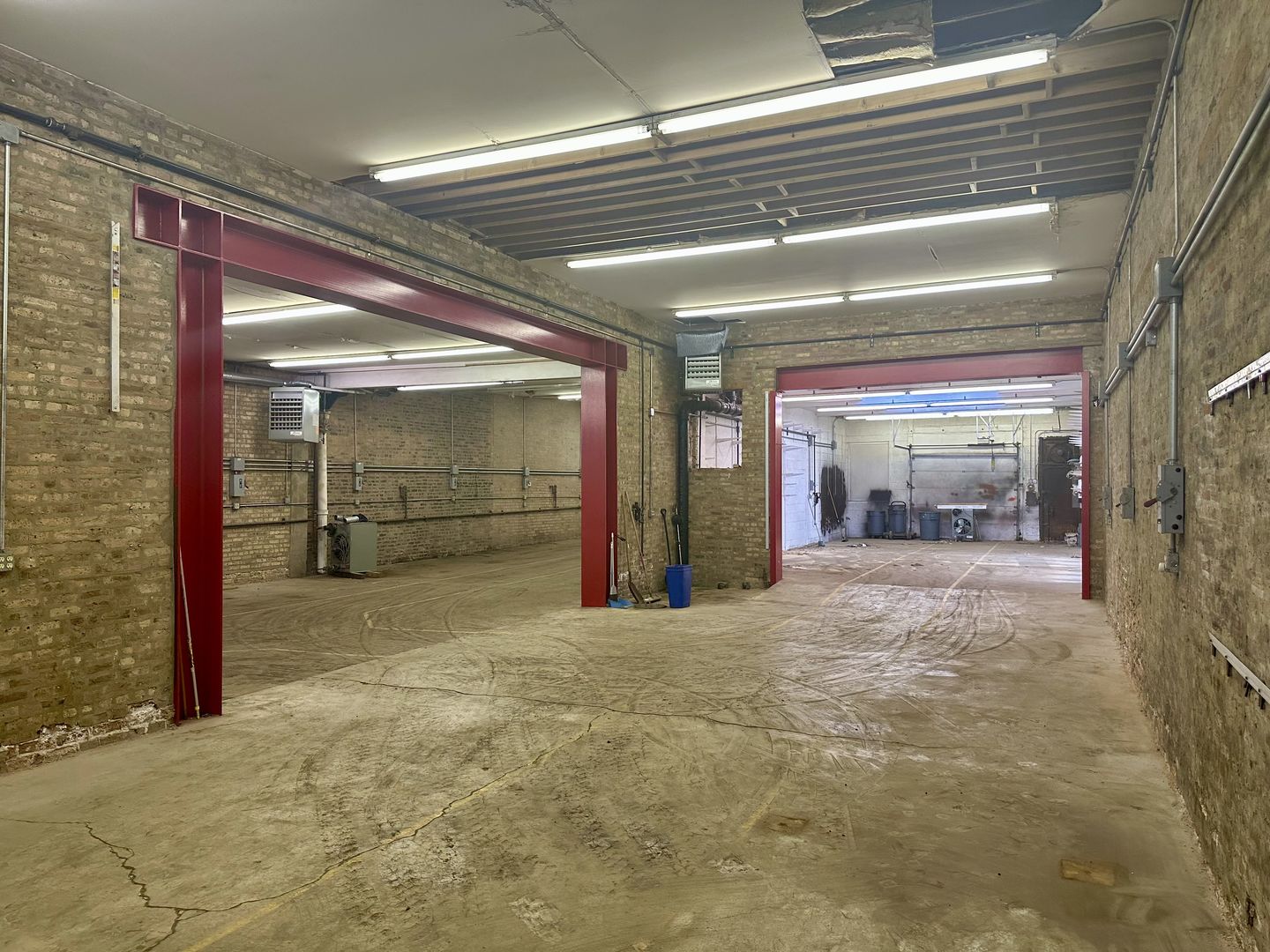 1906-1908 N Milwaukee Avenue