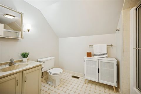 Tiny photo for 898 Bridlegate Lane, Northfield, IL 60093 (MLS # 12593376)