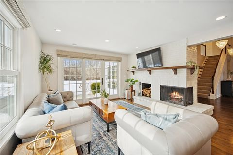 Tiny photo for 898 Bridlegate Lane, Northfield, IL 60093 (MLS # 12593376)