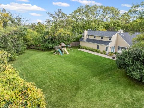 Tiny photo for 898 Bridlegate Lane, Northfield, IL 60093 (MLS # 12593376)