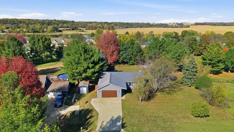 Tiny photo for 844 Hann Avenue, Dixon, IL 61021 (MLS # 12503033)