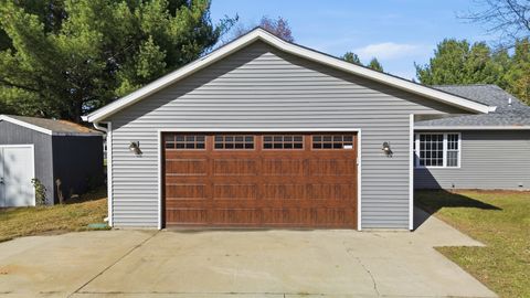 Tiny photo for 844 Hann Avenue, Dixon, IL 61021 (MLS # 12503033)