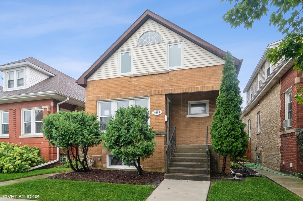 Photo for 6655 W Imlay Street, Chicago, IL 60631 (MLS # 12447179)