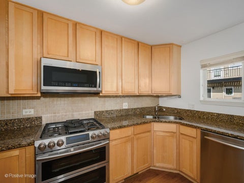 Tiny photo for 3643 W CORNELIA Avenue #B, Chicago, IL 60618 (MLS # 12714755)