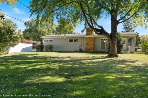 Tiny photo for 59 Elmwood Drive, Naperville, IL 60540 (MLS # 12500482)