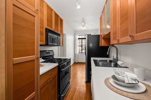 Tiny photo for 734 Noyes Street #N3, Evanston, IL 60201 (MLS # 12610812)