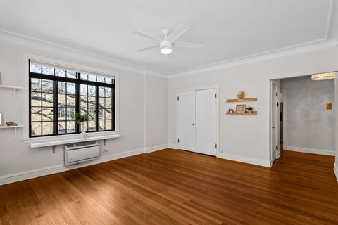 Tiny photo for 734 Noyes Street #N3, Evanston, IL 60201 (MLS # 12610812)