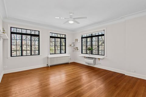 Tiny photo for 734 Noyes Street #N3, Evanston, IL 60201 (MLS # 12610812)