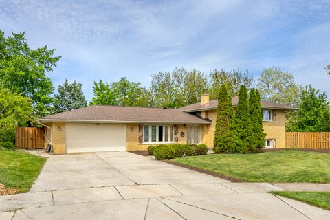 Photo of 8610 Orchard Drive, Hickory Hills, IL 60457 (MLS # 12656531)