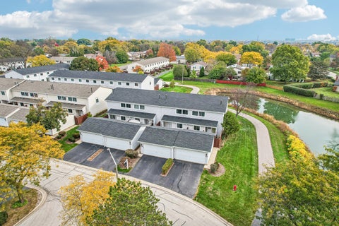 Tiny photo for 335 Dogwood Terrace, Buffalo Grove, IL 60089 (MLS # 12791719)