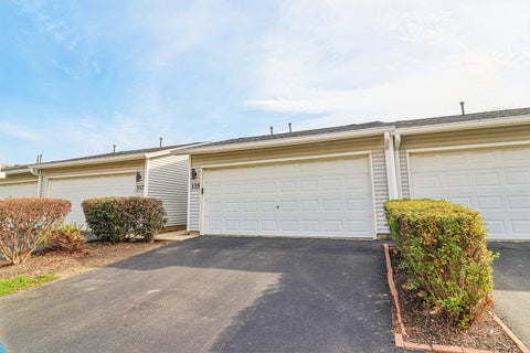 Tiny photo for 335 Dogwood Terrace, Buffalo Grove, IL 60089 (MLS # 12791719)