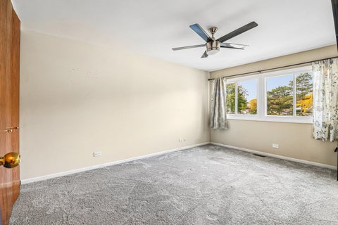 Tiny photo for 335 Dogwood Terrace, Buffalo Grove, IL 60089 (MLS # 12791719)