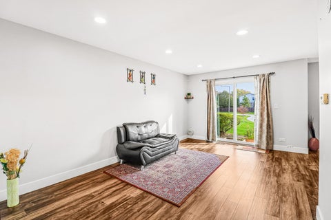 Tiny photo for 335 Dogwood Terrace, Buffalo Grove, IL 60089 (MLS # 12791719)